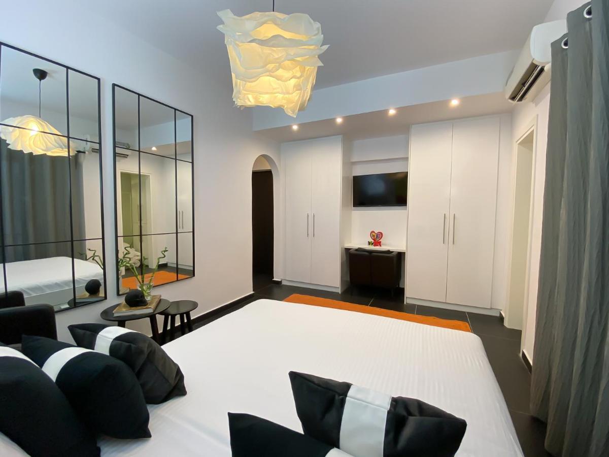 Executive In Kolonaki Athens